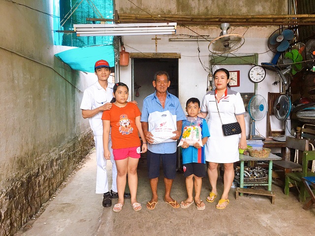 HÀNH TRÌNH QUỸ TRĂNG XANH NGÀY CUỐI NĂM