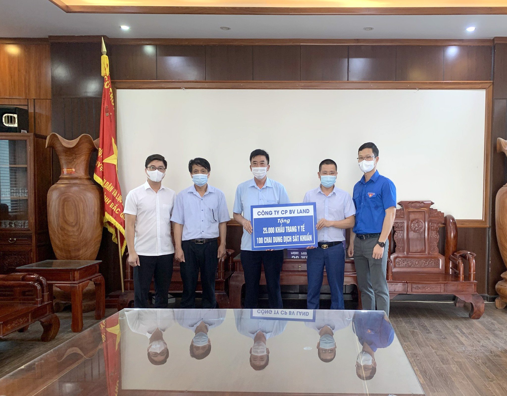 BV LAND CHUNG TAY CÙNG TỈNH BẮC GIANG PHÒNG CHỐNG DỊCH COVID 19