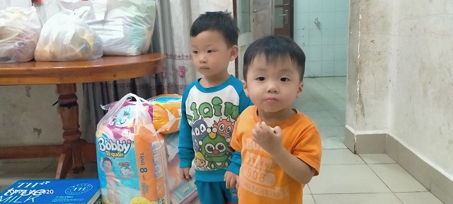 CÓ HẸN CÙNG TRĂNG