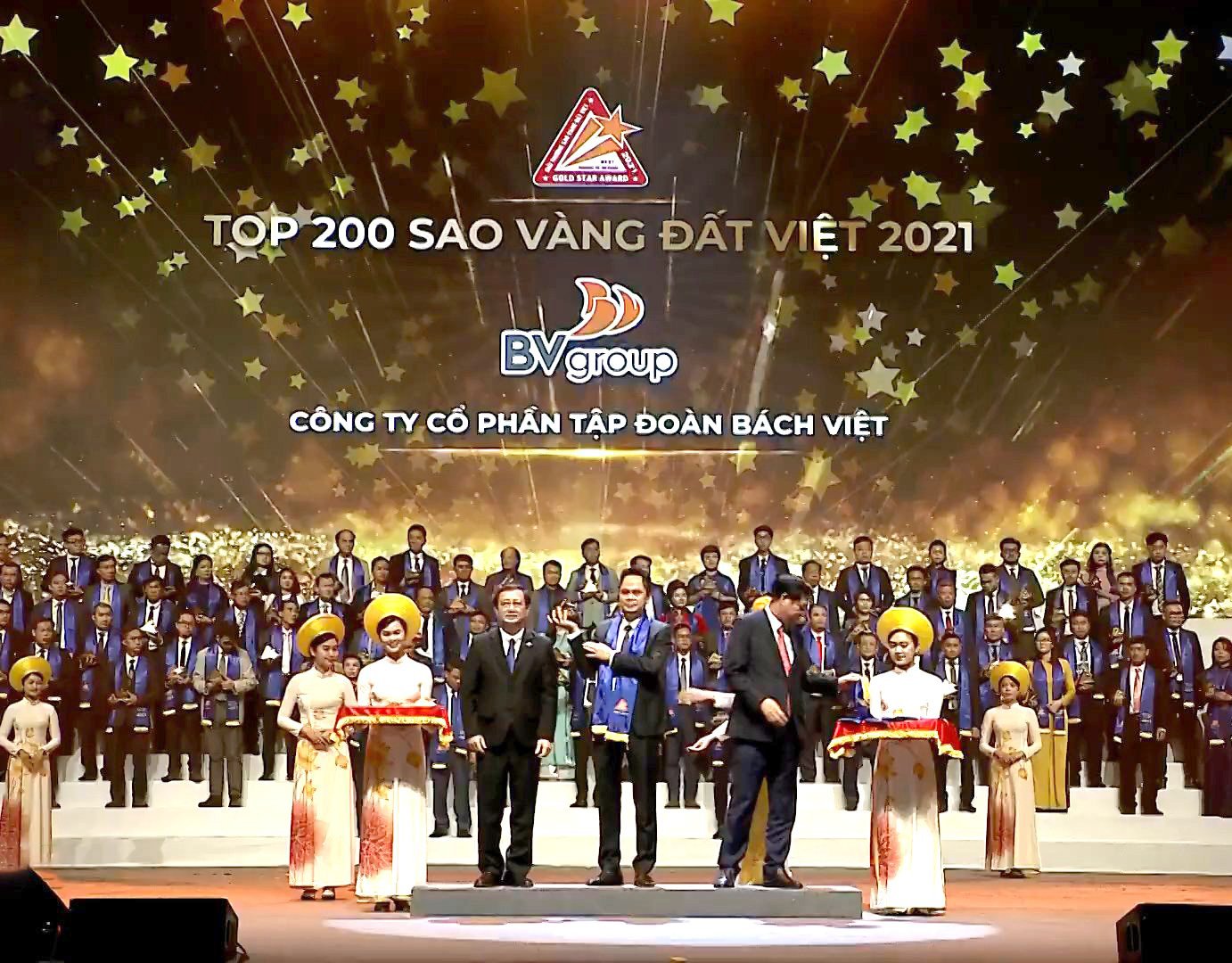 BV GROUP ĐẠT GIẢI SAO VÀNG ĐẤT VIỆT 2021 (Tuổi trẻ Thủ đô)