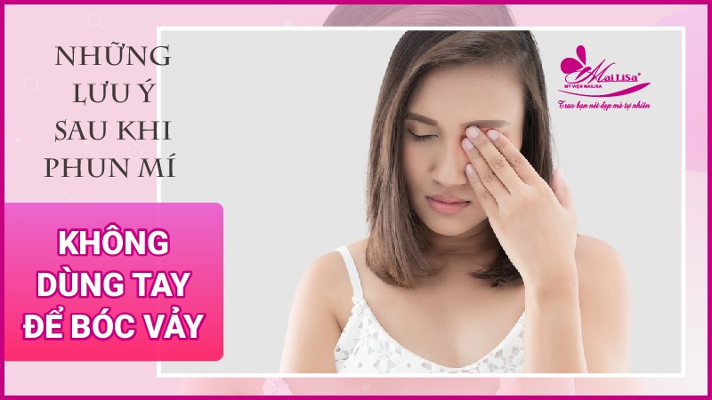 Phun mí mắt có đau không? Những lưu ý cần biết khi phun mí mắt xăm mí mắt trên có đau không