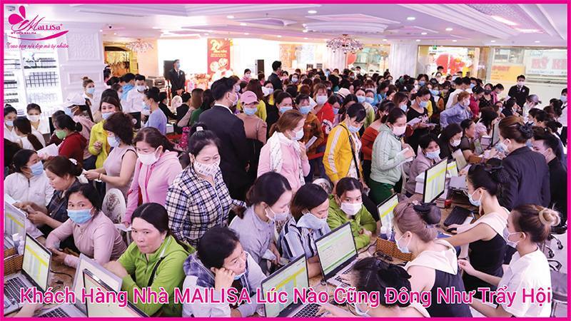 Tuổi thơ cơ cực ÍT AI BIẾT của Chủ thẩm mỹ viện Mailisa nổi tiếng VN Tuổi thơ cơ cực ÍT AI BIẾT của Chủ thẩm mỹ viện Mailisa nổi tiếng VN