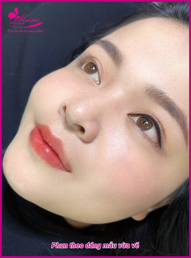 Mắt nai là gì? Tướng số người mắt nai sẽ như thế nào Phuntheo dáng mày vừa vẻ