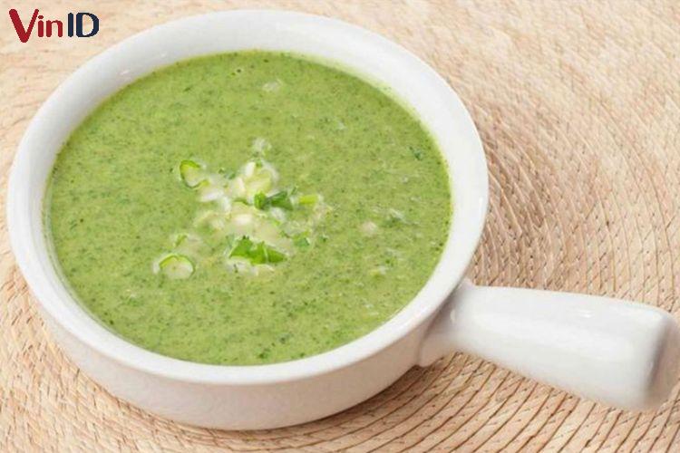 Tôm nấu với rau gì cho bé ăn dặm? Rau cải ngồng