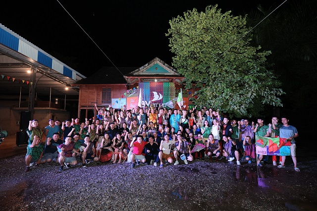 irp69082-1 IRP69082.JPG