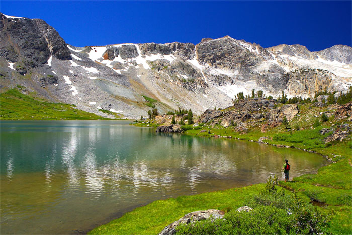 10-diem-du-lich-hap-dan-tai-california