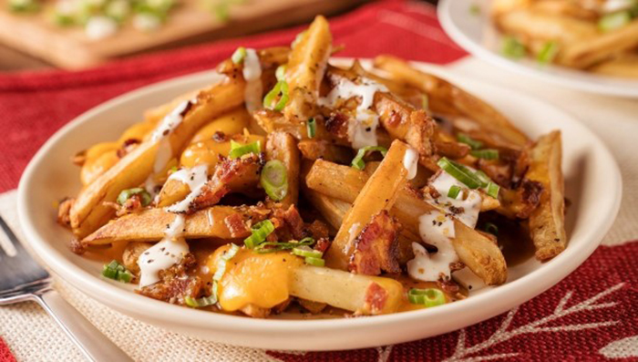 Poutine món ăn hấp dẫn ngày Tết Canada