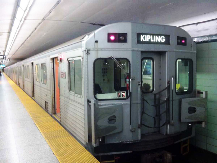 cac-phuong-tien-di-lai-khi-di-du-lich-canada