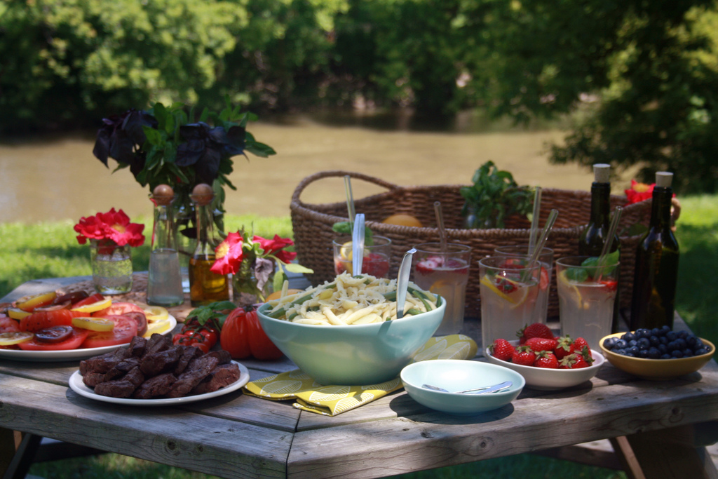 doc-dao-am-thuc-canada