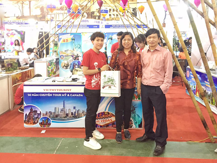 Du lịch Việt Mỹ