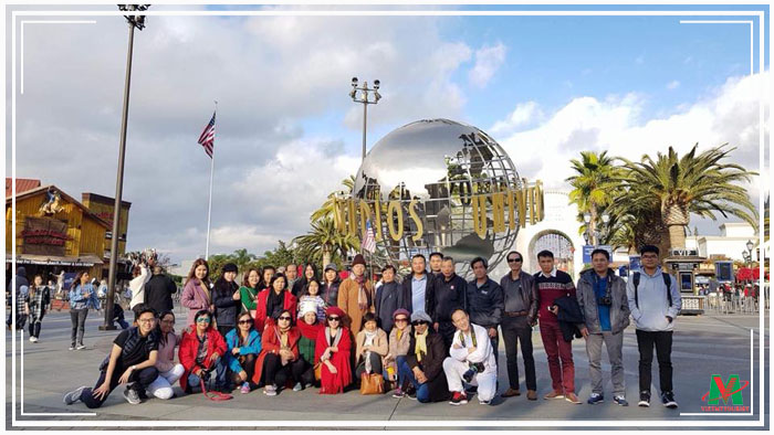 khach-doan-ngay-21-12