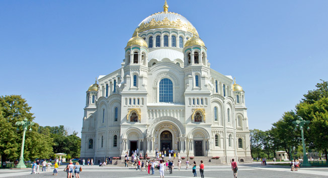 Khám Phá Thành Phố Của Những Kẻ Mộng Mơ