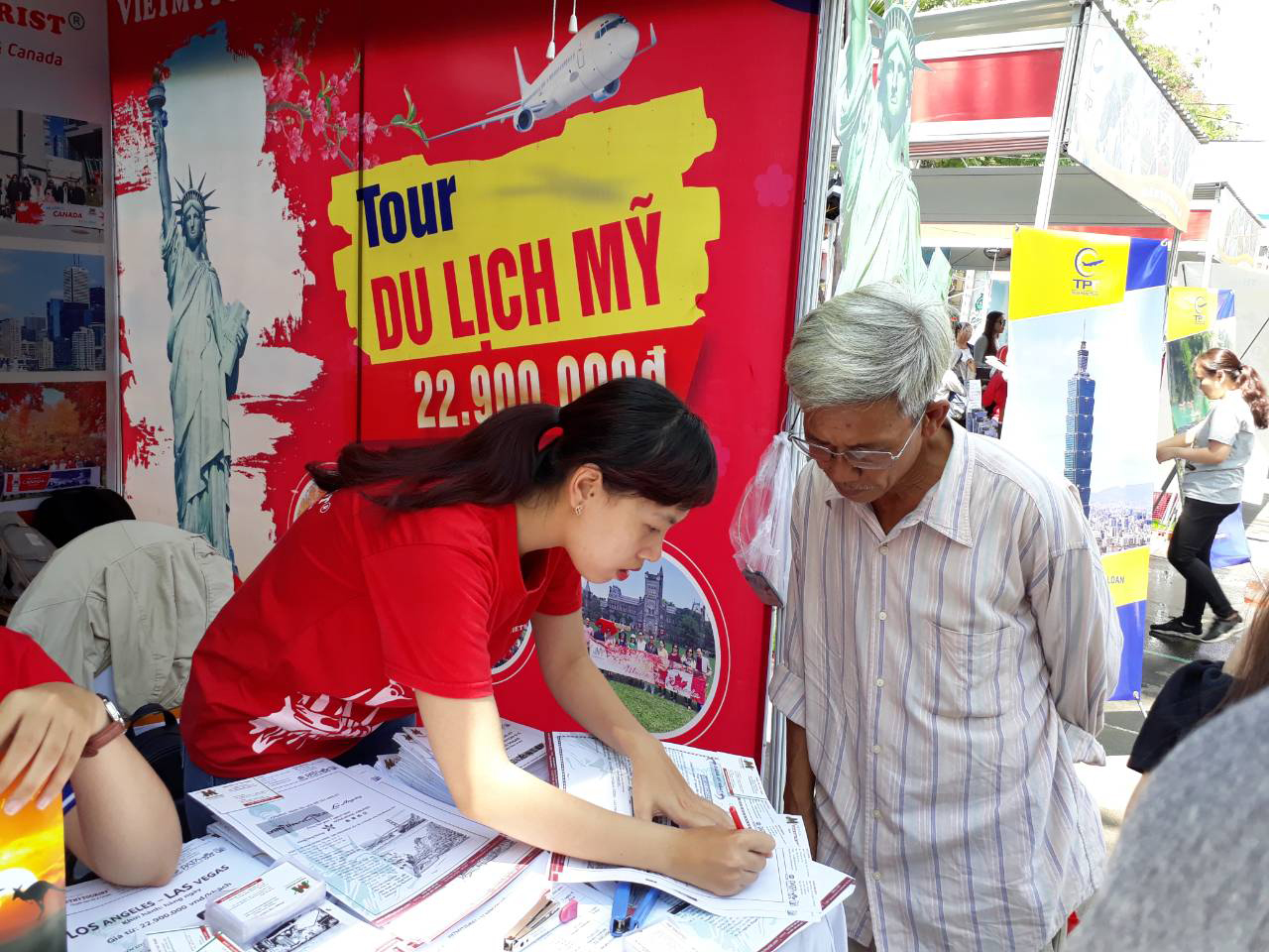 ngay-hoi-du-lich-tphcm