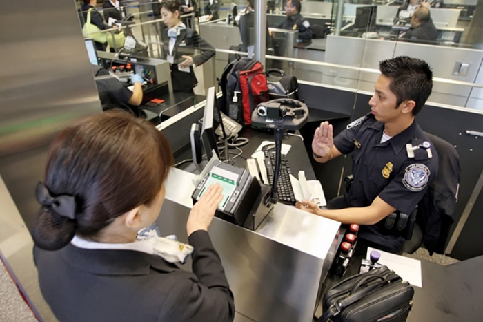 Nguyên Nhân Khiến Du Khách Khi Nhập Cảnh Vào Mỹ Bị Yêu Cầu Về Nước Ngay Lập Tức