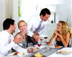 Văn Hóa Mời Khách Dùng Cơm Của Người Mỹ